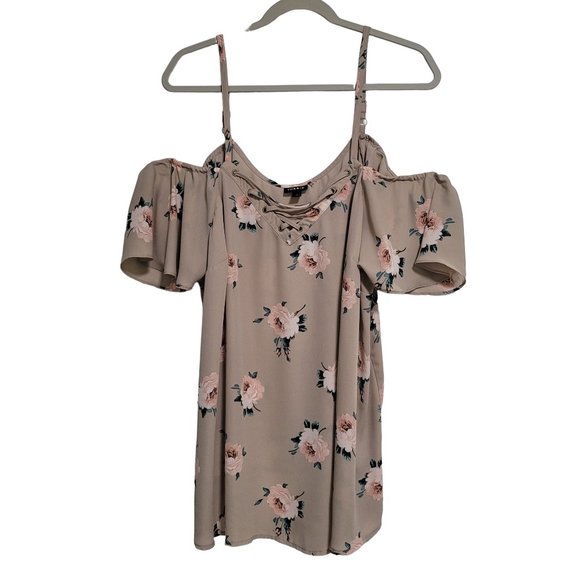 torrid Tops - Torrid Tan Pink Floral Laced Up Front Cold Shoulder Blouse Size 2